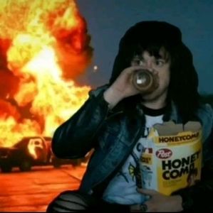 Meet your Posher, Danika